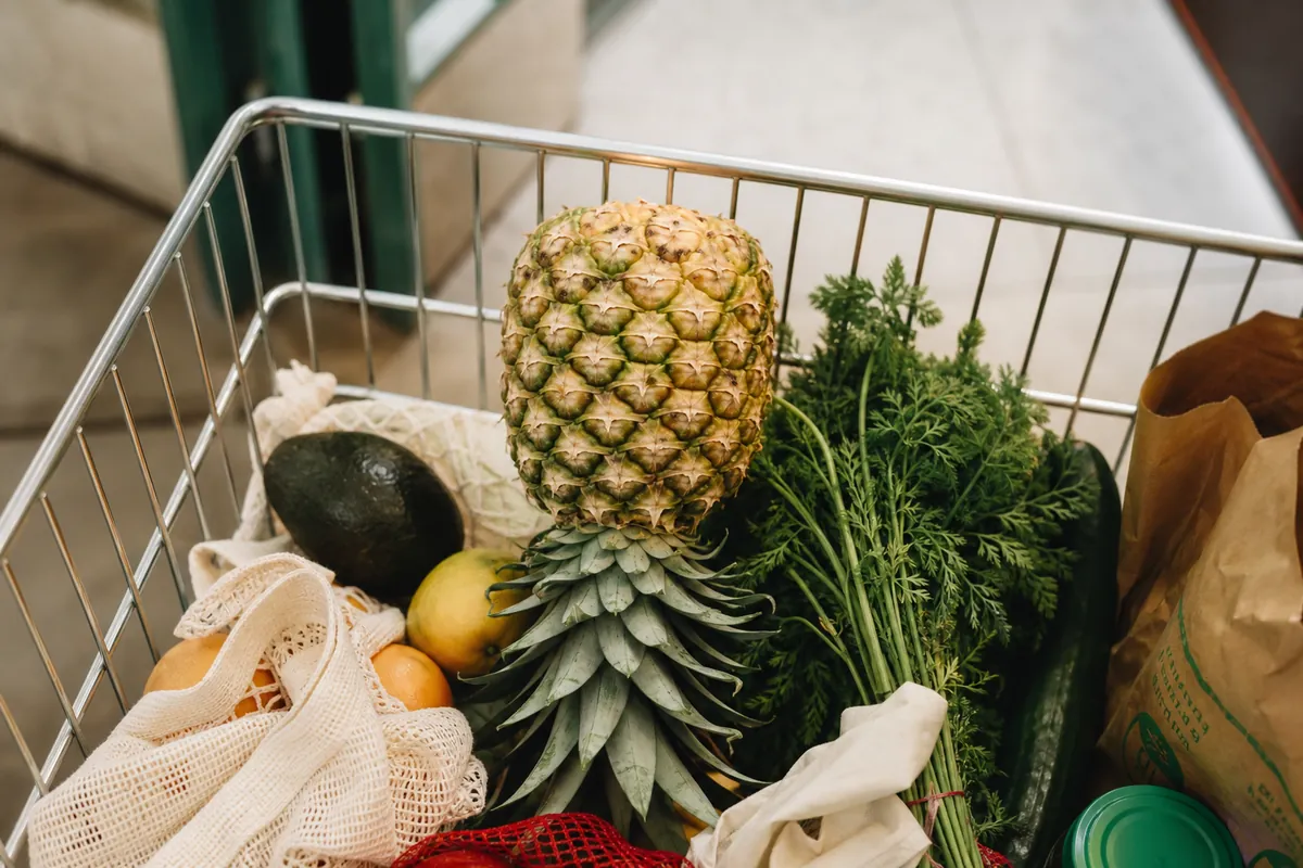 Pineapple symbol in swinging lifestyle culture and signals explained