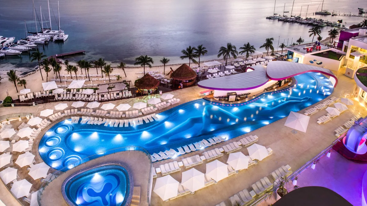 Temptation Cancun Resort Sexy Pool, courtesy of Original Group