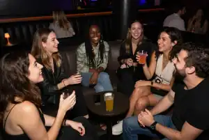 how to make friends at swinger clubs